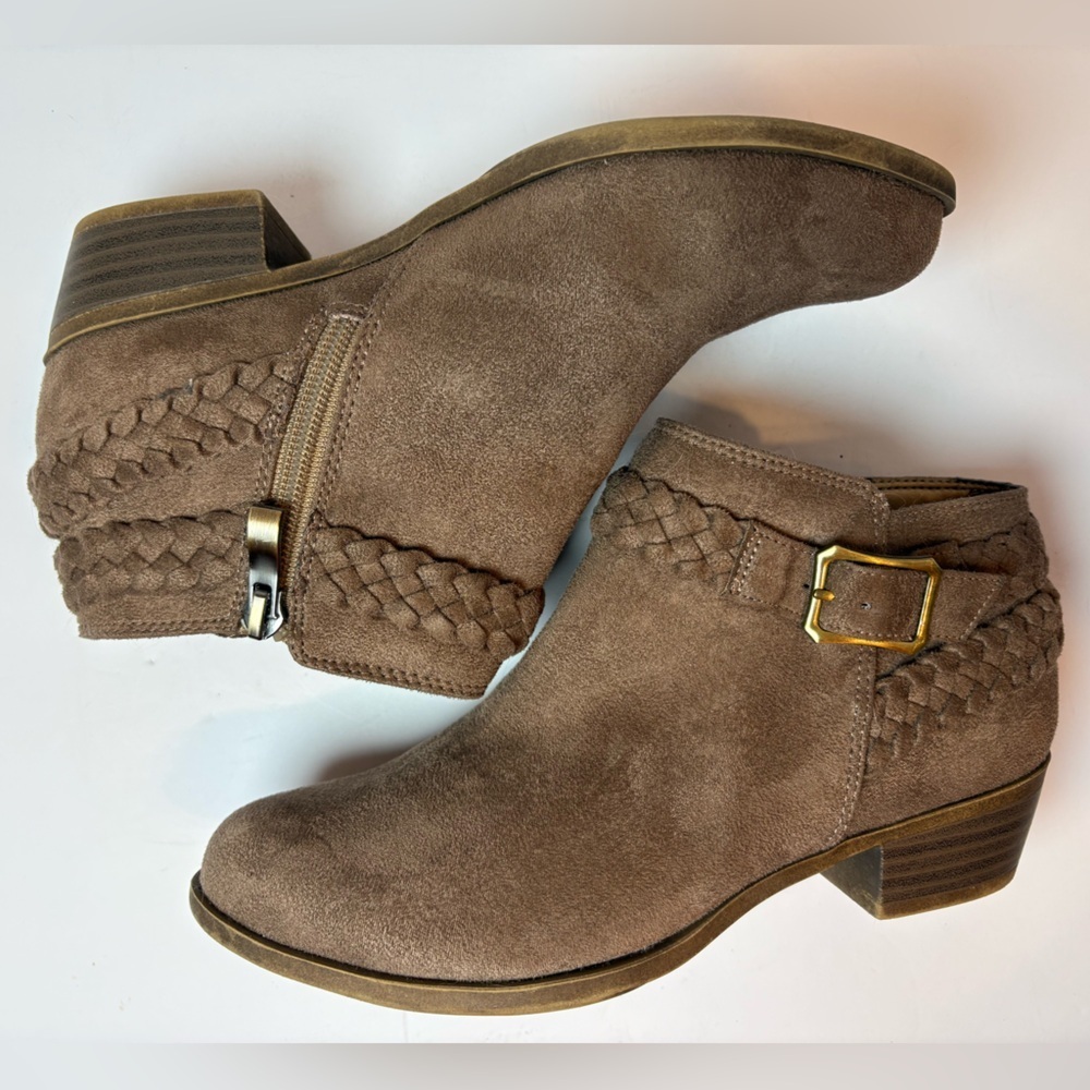 Life Stride Arizona brown ankle booties boots braided accent straps size 6M